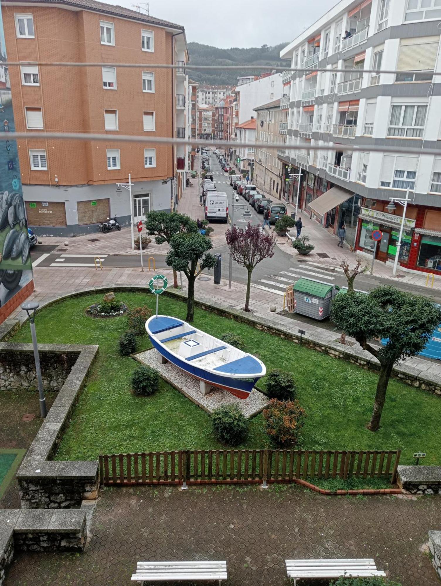 Alojamiento En Pleno Centro De Castro Urdiales Exterior foto